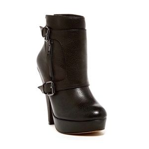 NIB - Charles David Birgit Booties